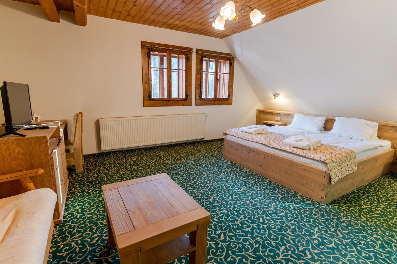 Hotel Strachanovka - Jánska Koliba Liptovský Ján Esterno foto