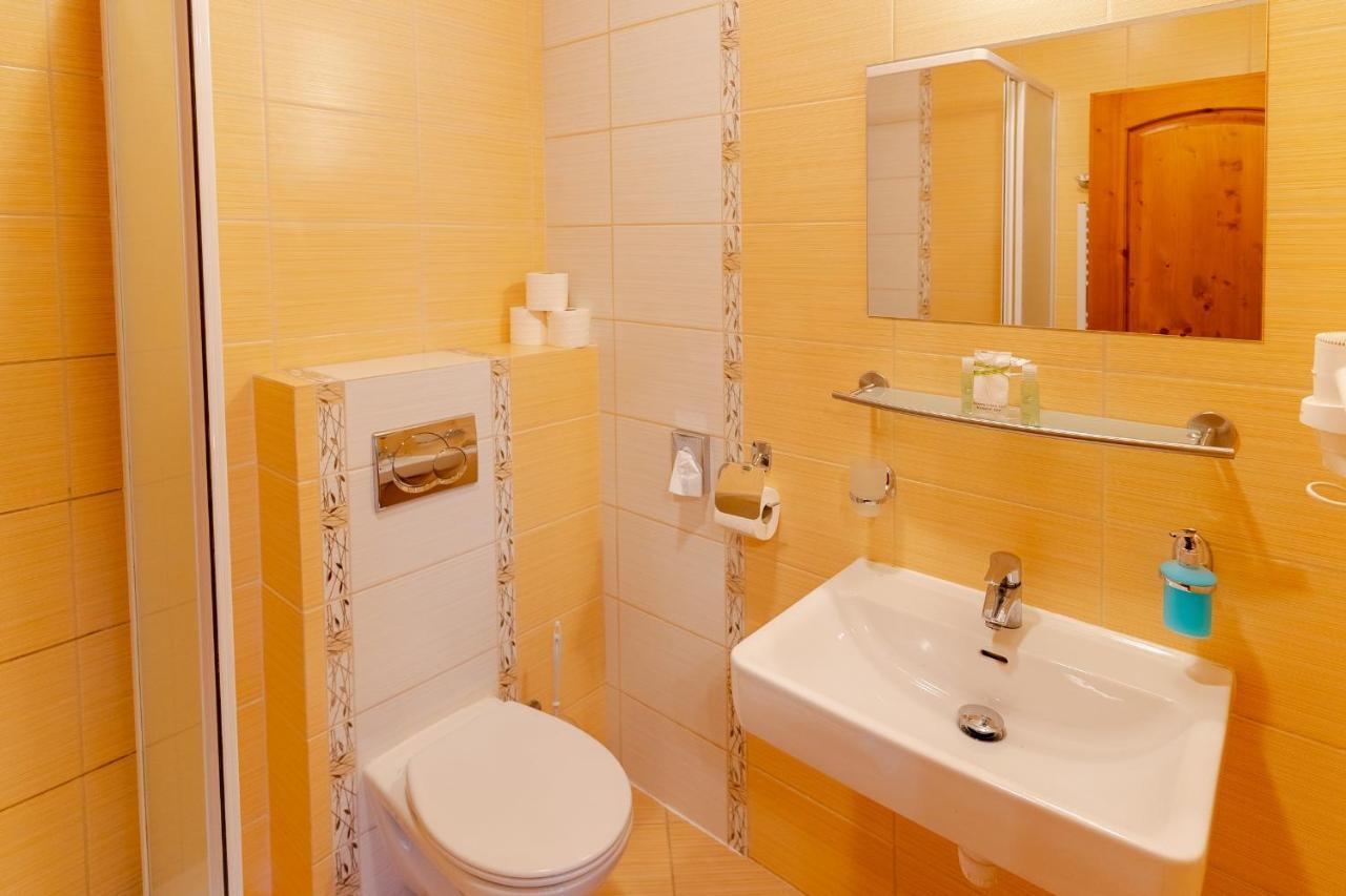 Hotel Strachanovka - Jánska Koliba Liptovský Ján Esterno foto